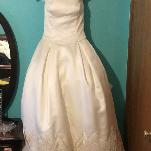 preloved evening gowns